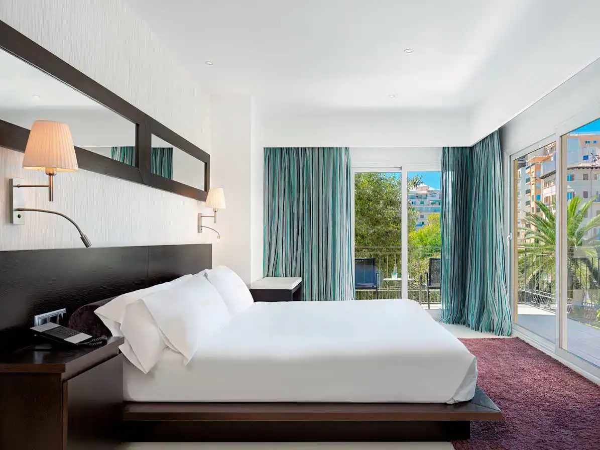 suites hotel saratoga